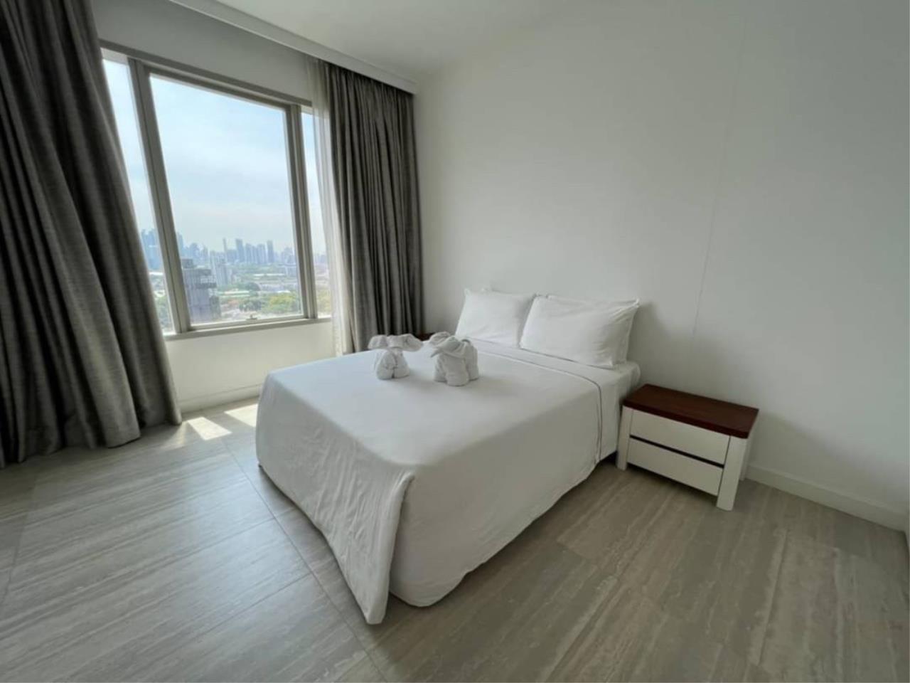 3 bedrooms 3 bathrooms the rajdamri for rent