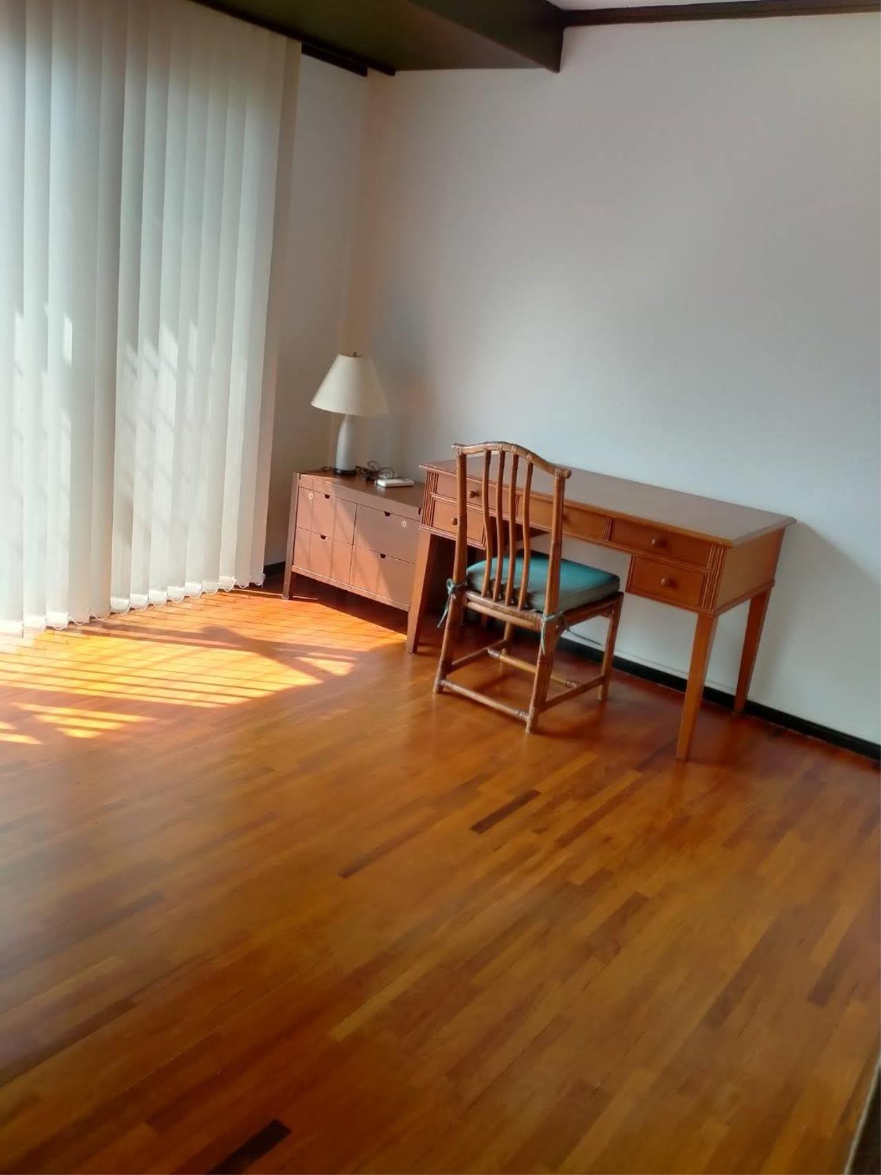 3 bedrooms 3 bathrooms panpanit apartment for rent