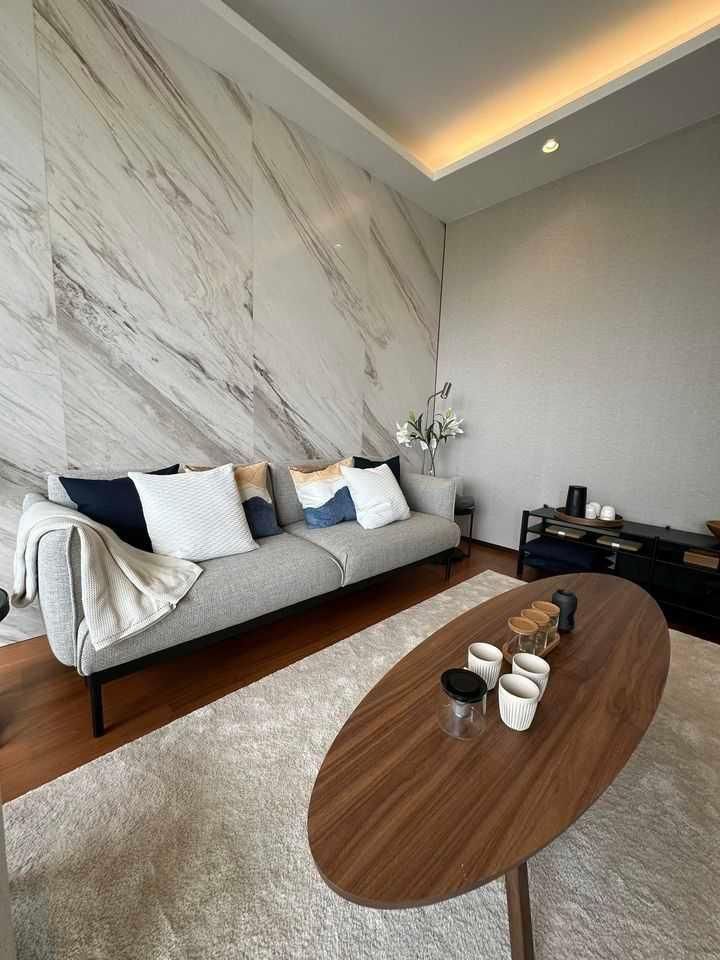 2 Bedrooms, 2 Bathrooms 104 sqm 10th Flr The Estelle For Rent