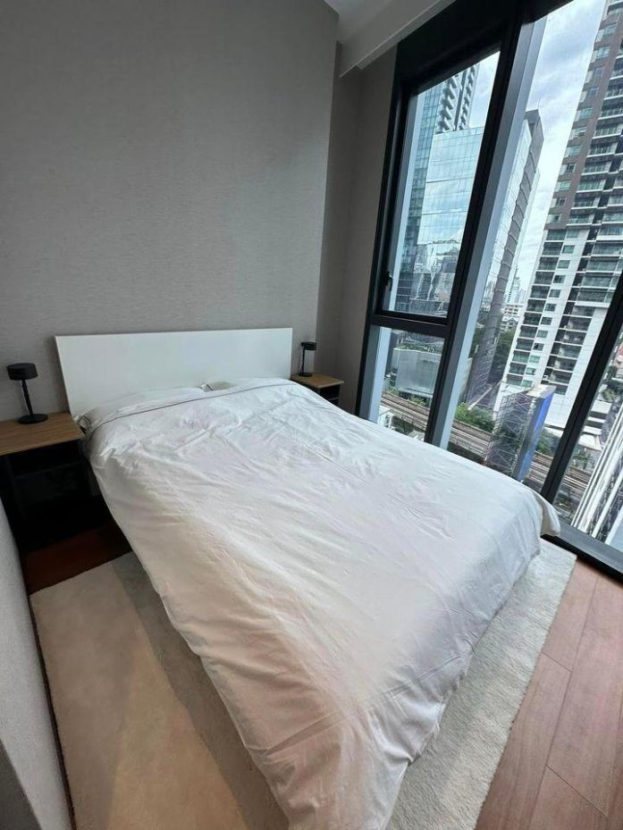 2 Bedrooms, 2 Bathrooms 104 sqm 10th Flr The Estelle For Rent