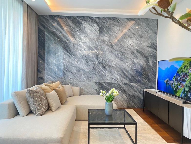 2 Bedrooms, 2 Bathrooms 102sqm 29th Flr The Estelle Phrom Phong For Rent
