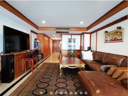3 Bedrooms 3 Bathrooms Las Colinas for Sale