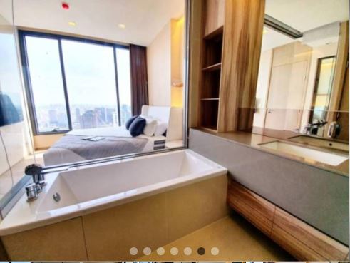 1 Bedroom 1 Bathroom The ESSE Asoke for Rent