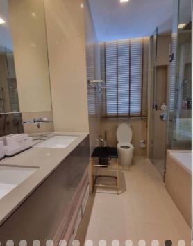 2 Bedrooms 2 Bathrooms The ESSE Asoke for Rent