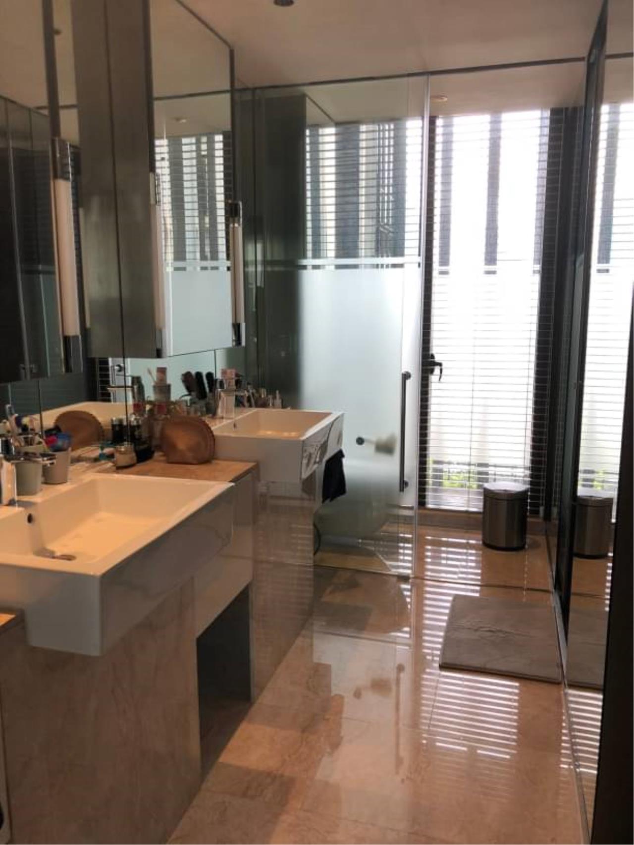 3 Bedrooms, 4 Bathrooms Size 193sqm The Met Satorn For Sale