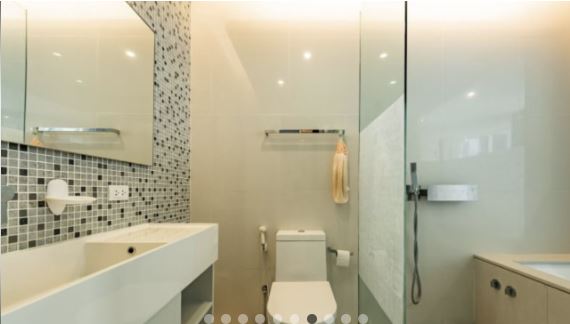 1 Bedroom 1 Bathroom The Room Sukhumvit 21 for sale
