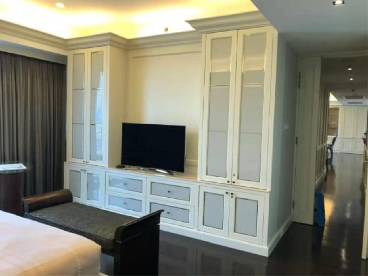 3 Bedrooms, 3 Bathrooms Size 198sqm The Met For Rent