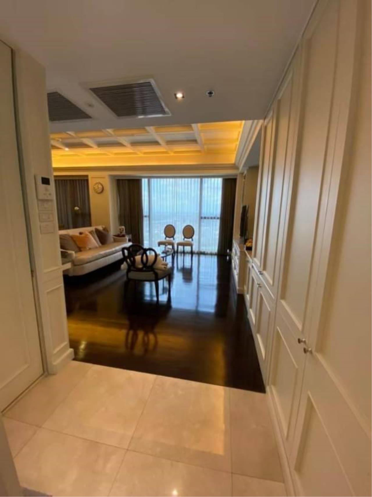 3 Bedrooms, 3 Bathrooms Size 198sqm The Met For Rent 140,000 THB