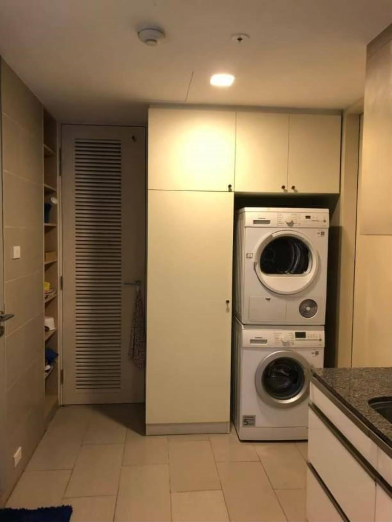 3 Bedrooms, 3 Bathrooms Size 198sqm The Met For Rent