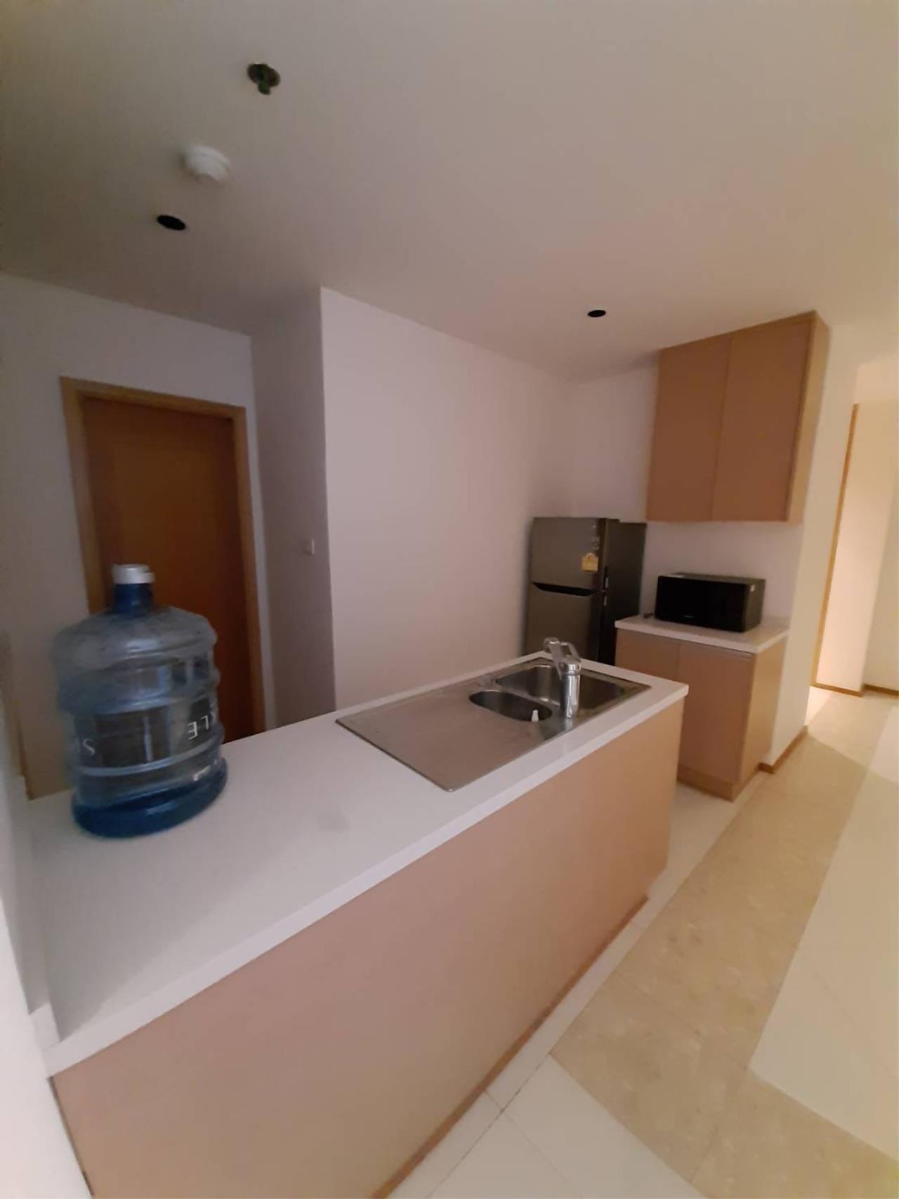 : 2 Bedrooms 2 Bathrooms Size 114sqm. The Empire Place for Rent 59,000 THB for Sale 19mTHB