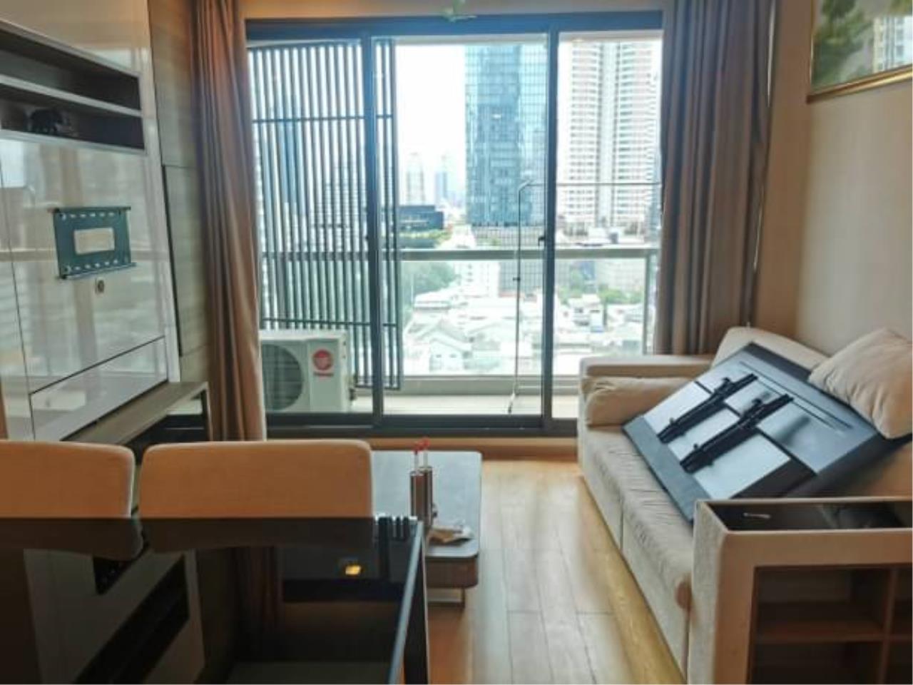 2 Bedrooms, 2 Bathrooms Size 66sqm The Address Sathorn For Rent 40,000 THB for Sale 12.5 MB
