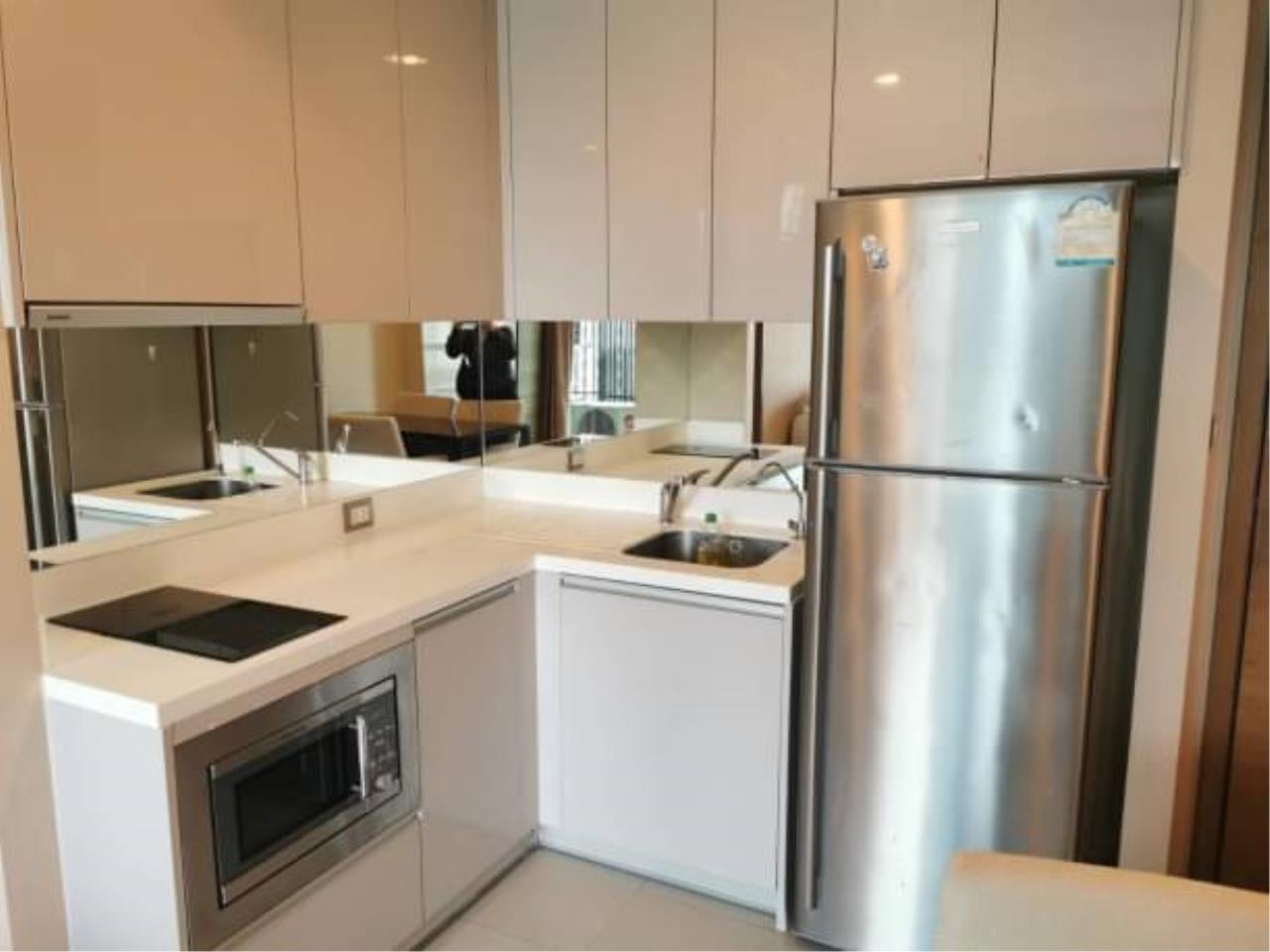 2 Bedrooms, 2 Bathrooms Size 66sqm The Address Sathorn For Rent 40,000 THB for Sale 12.5 MB