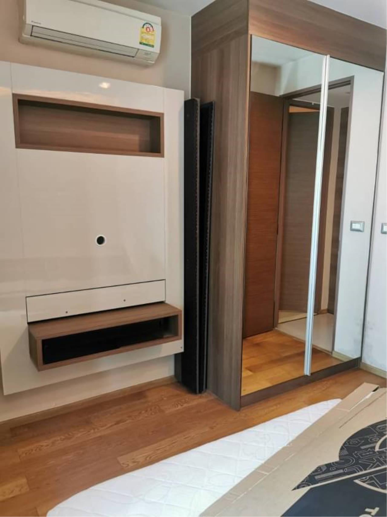 2 Bedrooms, 2 Bathrooms Size 66sqm The Address Sathorn For Rent 40,000 THB for Sale 12.5 MB