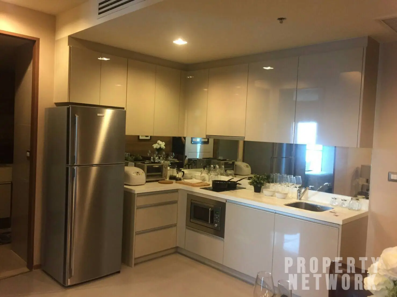 2 Bedrooms, 2 Bathrooms Size 70sqm The Address Sathorn For Rent