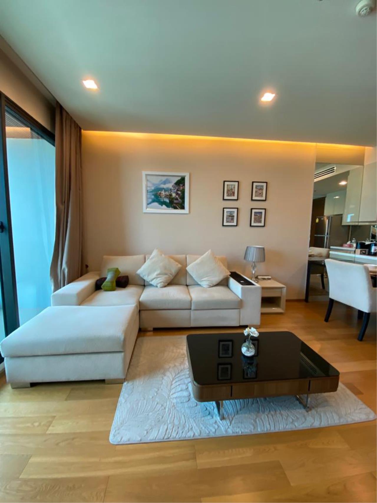 2 Bedrooms, 2 Bathrooms 85sqm The Address Sathorn for Rent