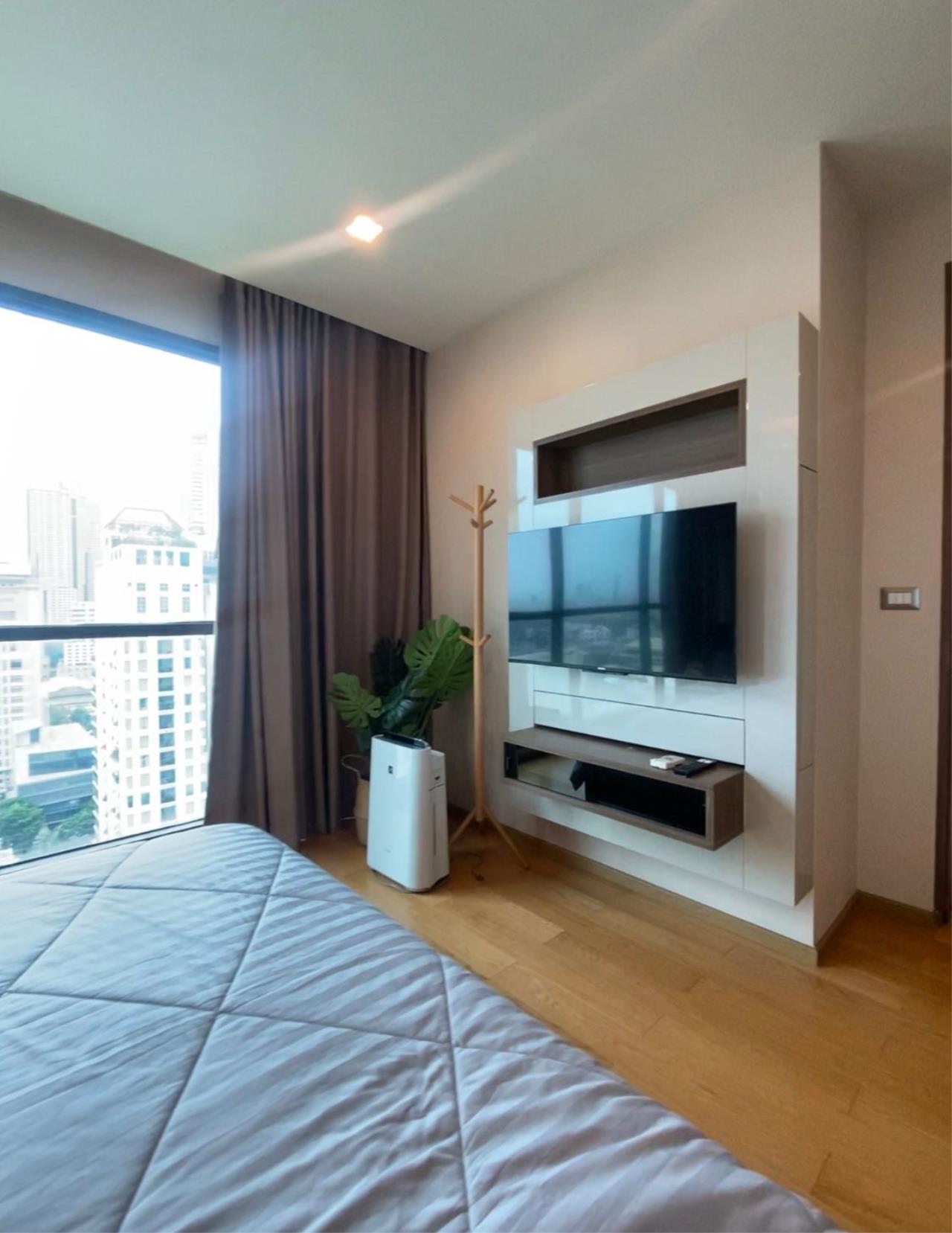 2 Bedrooms, 2 Bathrooms 85sqm The Address Sathorn for Rent