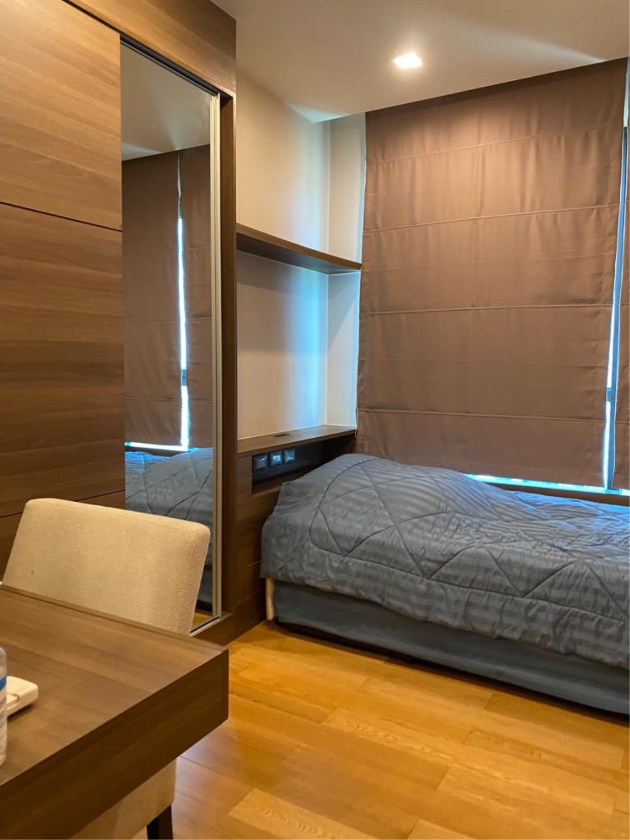 2 Bedrooms, 2 Bathrooms 85sqm The Address Sathorn for Rent