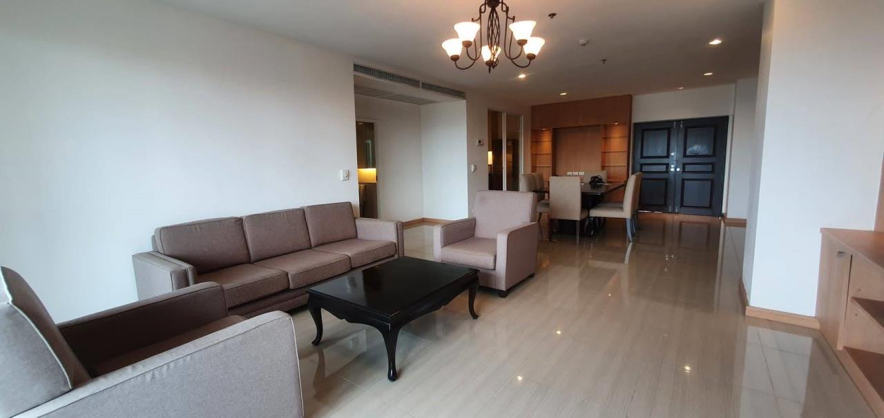 3 bedrooms 2 bathrooms charoenjai place for rent