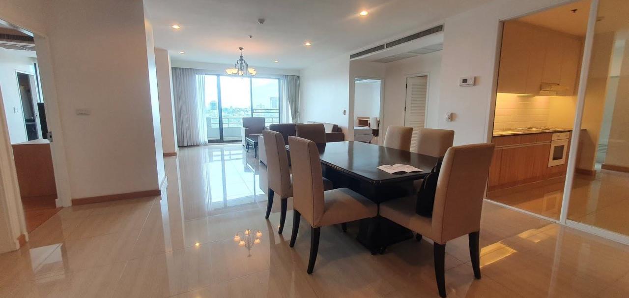 3 bedrooms 2 bathrooms charoenjai place for rent