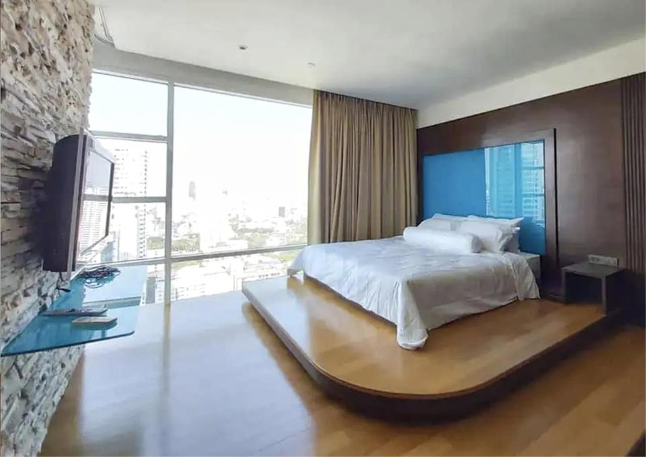 3 bedrooms 3 bathrooms fullerton sukhumvit for rent