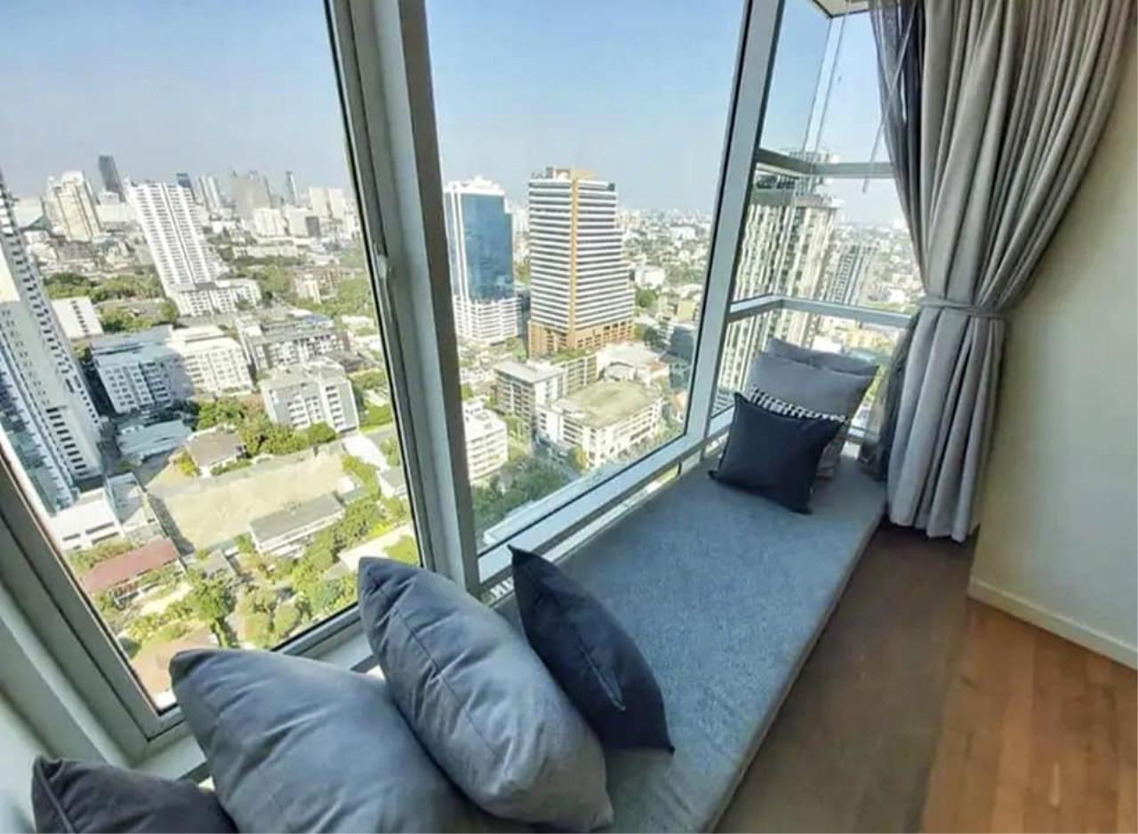 3 bedrooms 3 bathrooms fullerton sukhumvit for rent