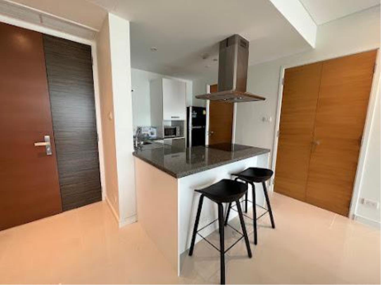 3 bedrooms 3 bathrooms fullerton sukhumvit for rent