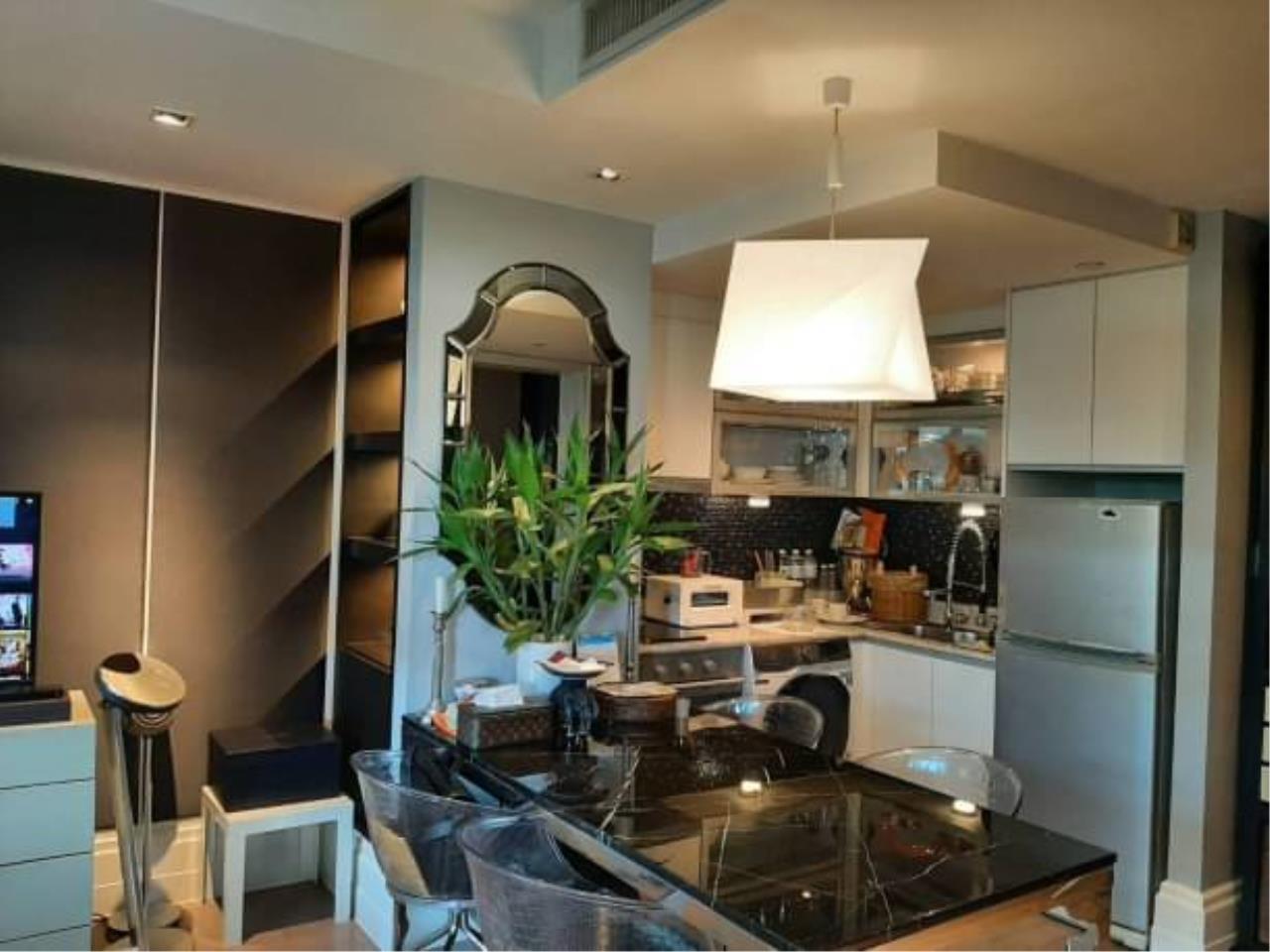 2 Bedrooms, 2 Bathrooms 100.29sqm Sathorn Gardens for Sale