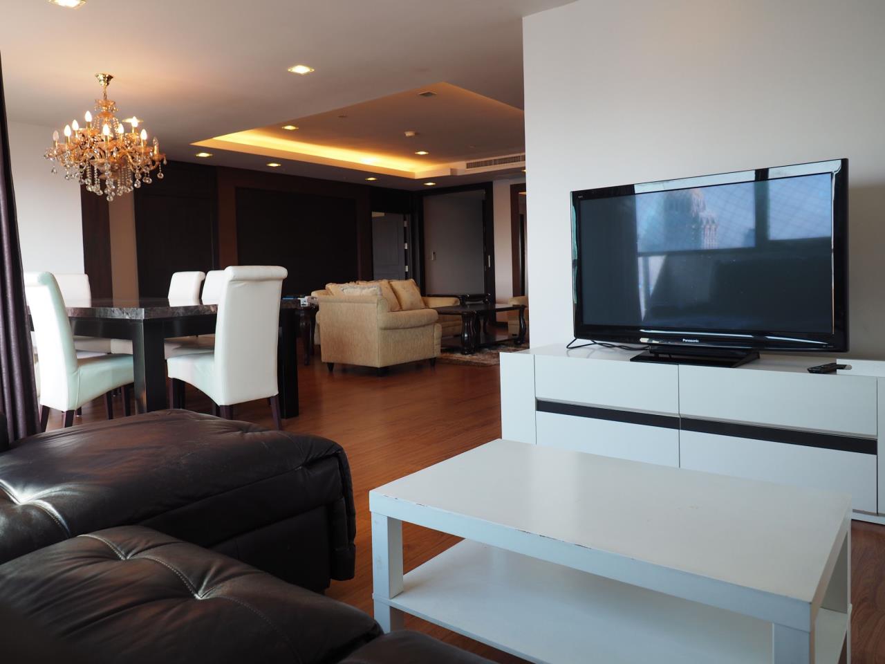 3 Bedrooms 3 Bathrooms Size 200.12 at Sathorn Gardens for Rent