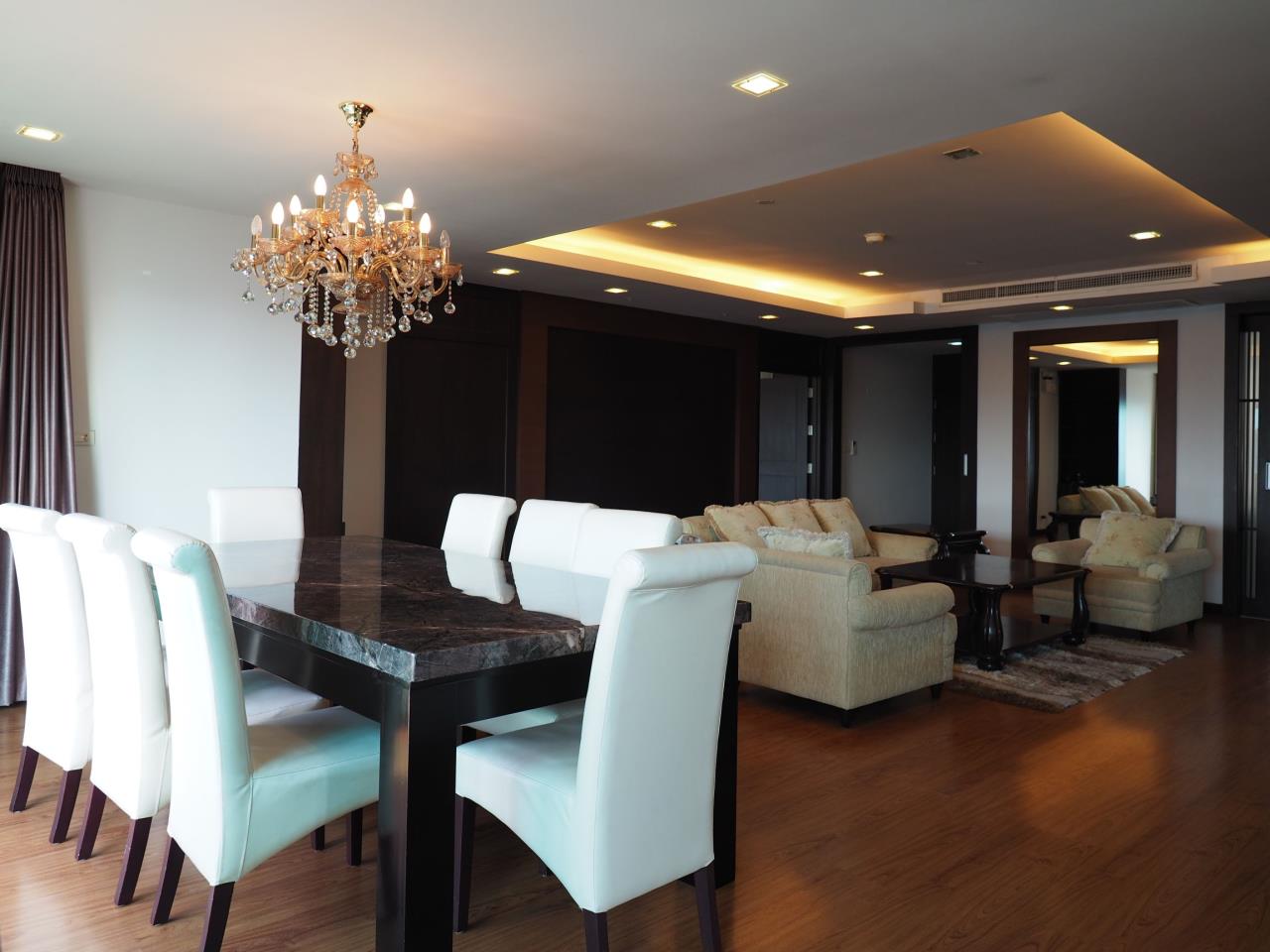 3 Bedrooms 3 Bathrooms Size 200.12 at Sathorn Gardens for Rent