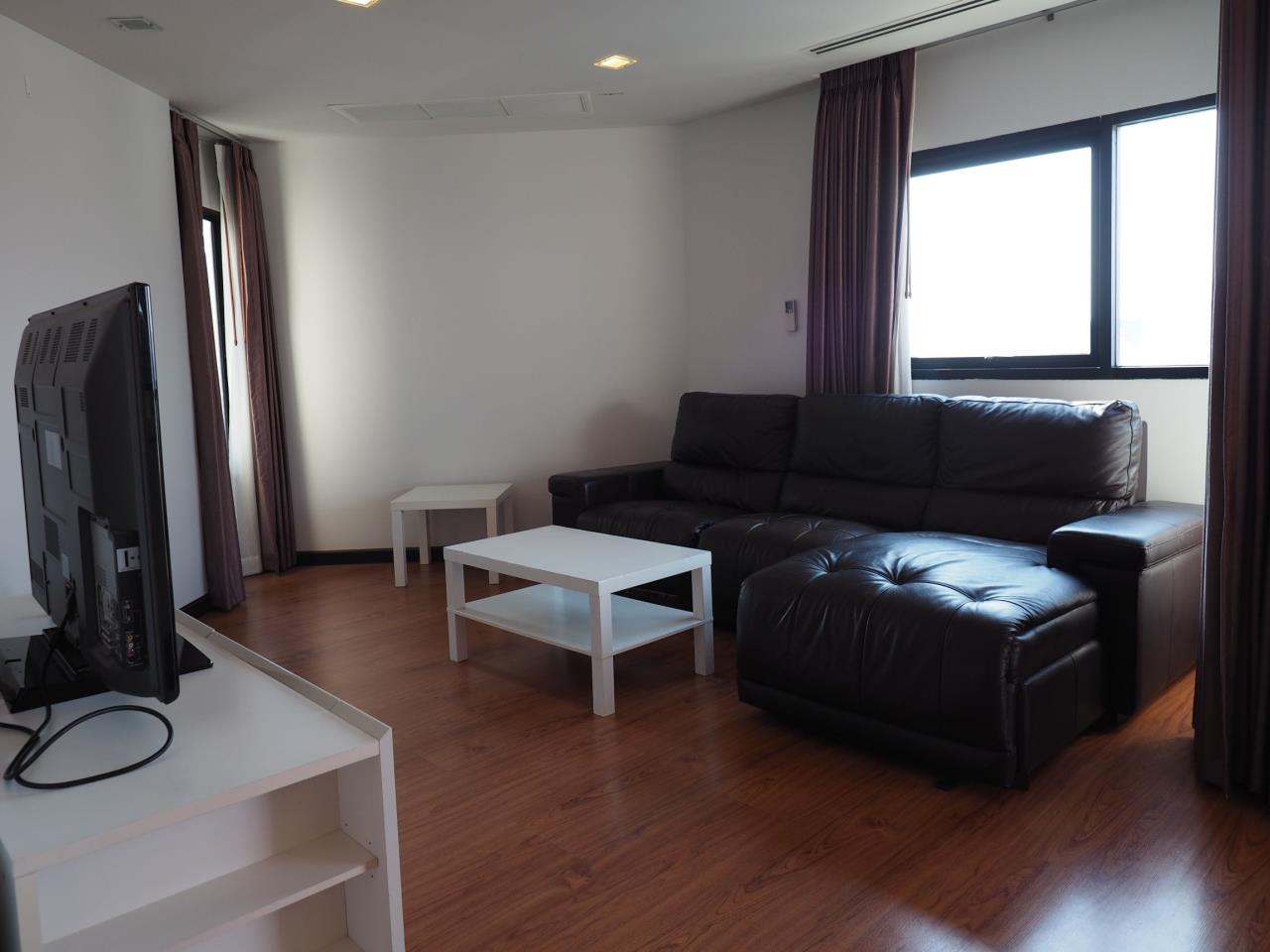 3 Bedrooms 3 Bathrooms Size 200.12 at Sathorn Gardens for Rent