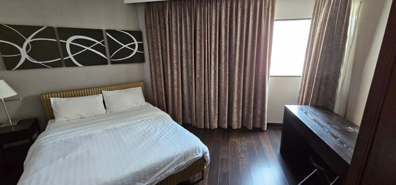 2 Bedrooms 2 Bathrooms Size 96sqm. Sathorn Gardens for Rent
