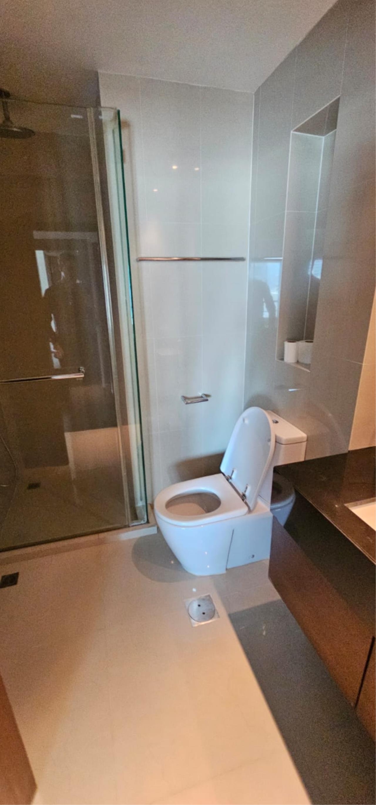 2 Bedrooms 2 Bathrooms Size 96sqm. Sathorn Gardens for Rent