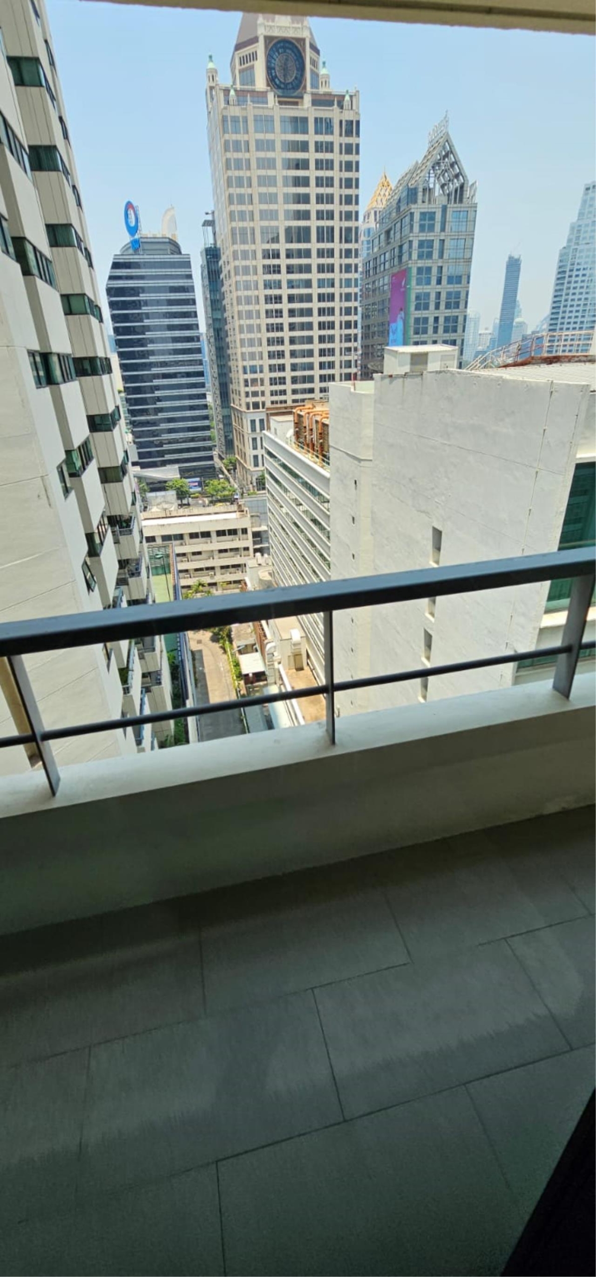 2 Bedrooms 2 Bathrooms Size 96sqm. Sathorn Gardens for Rent