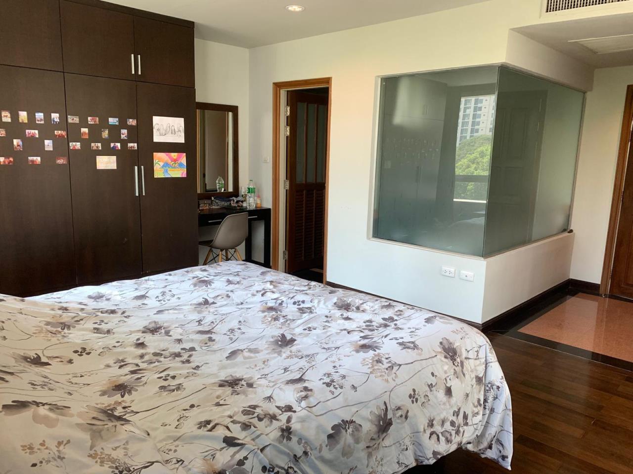 3 Bedrooms 3 Bathrooms Size 180sqm. Baan Thirapa for Rent