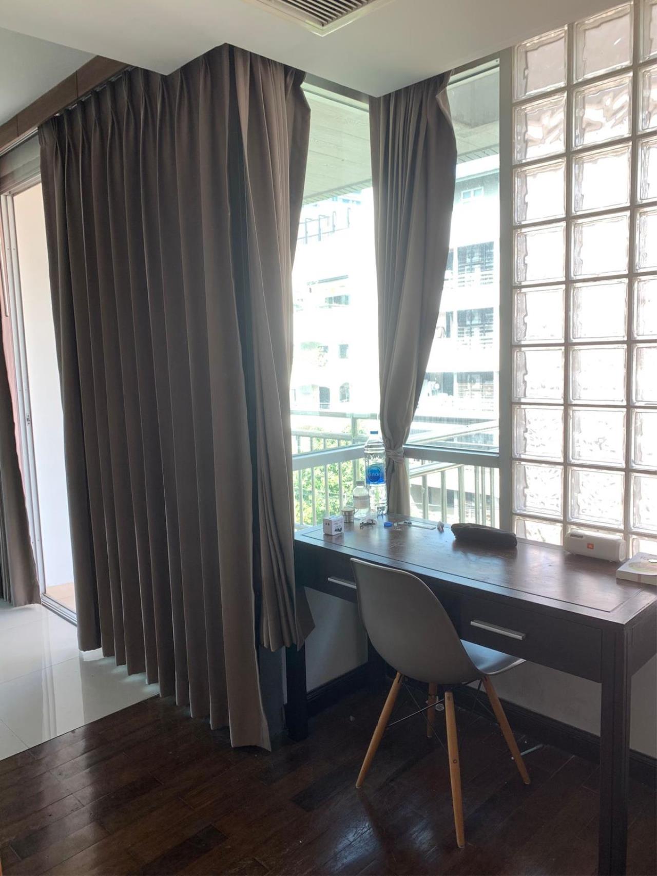3 Bedrooms 3 Bathrooms Size 180sqm. Baan Thirapa for Rent