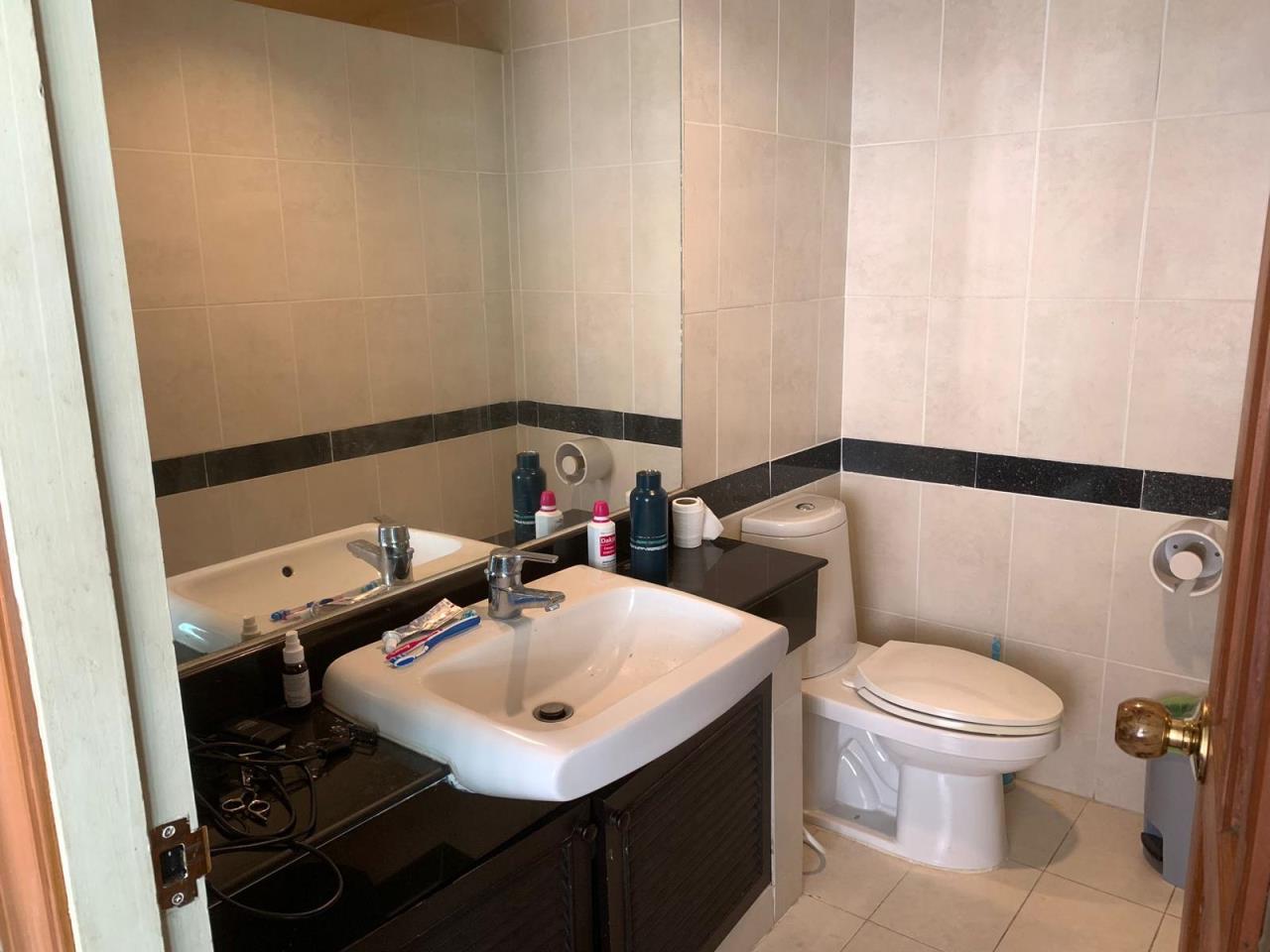 3 Bedrooms 3 Bathrooms Size 180sqm. Baan Thirapa for Rent