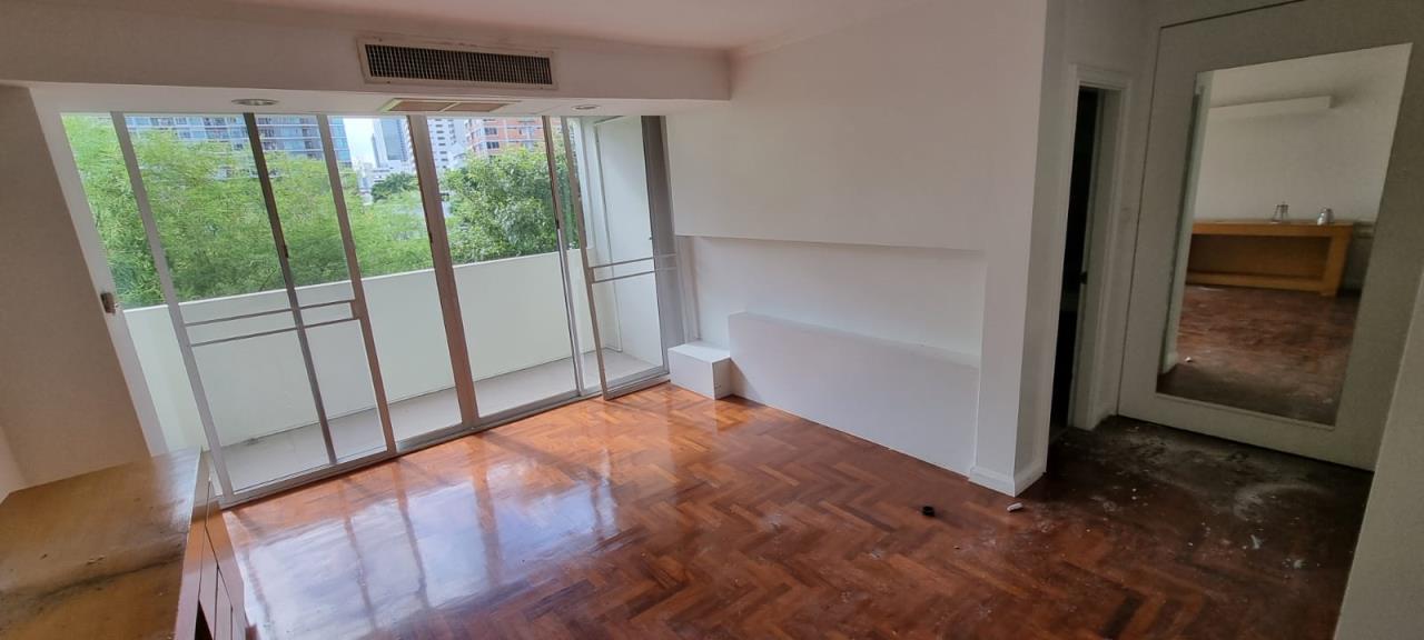 3 bedrooms, 3 bathrooms 250sqm size SanguanSap Mansion for Rent 75,000THB