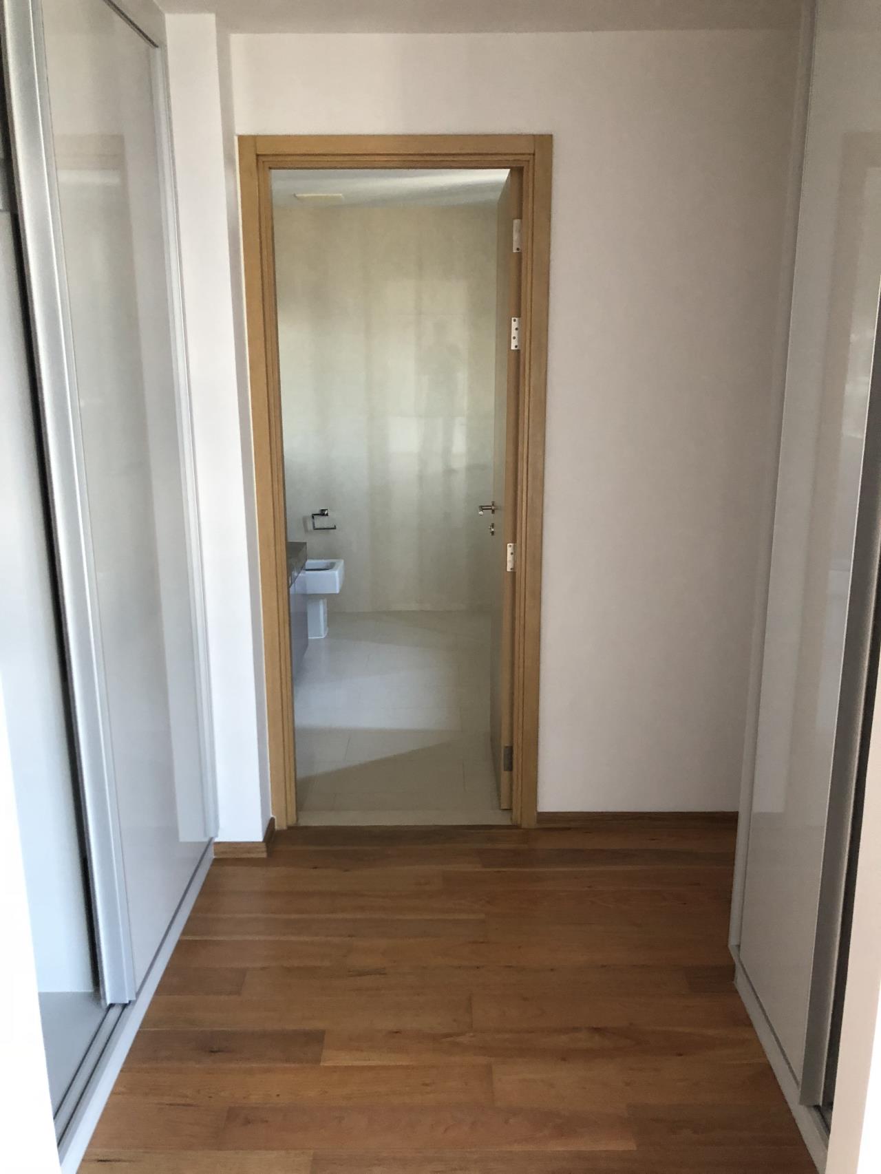 3 bedrooms 3 bathrooms hyde sukhumvit 13 for sale