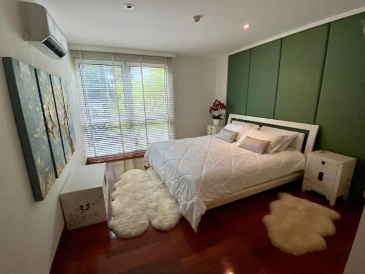 2 bedrooms 2 bathrooms urbana sukhumvit 15 for sale