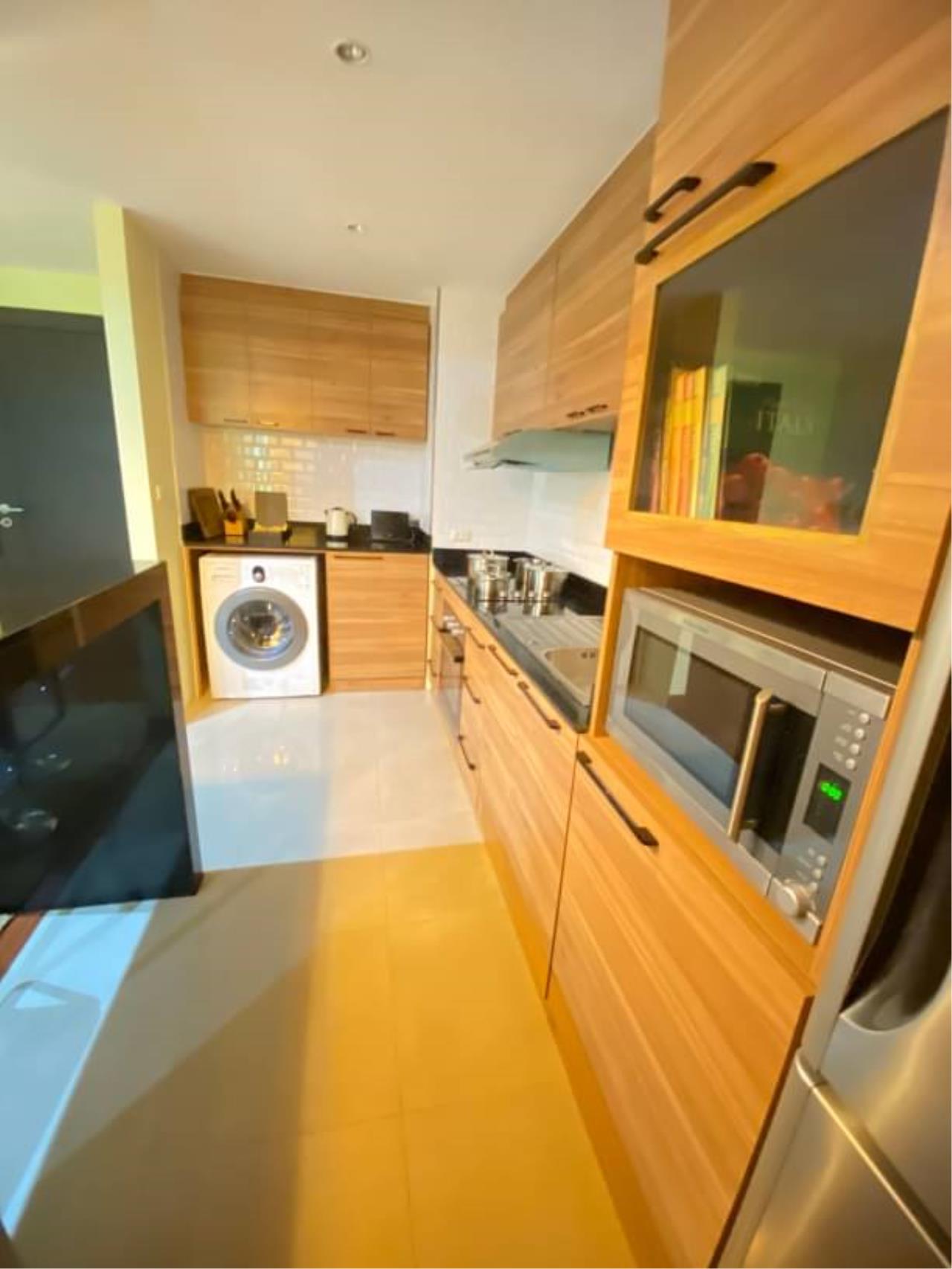 2 bedrooms 2 bathrooms urbana sukhumvit 15 for sale