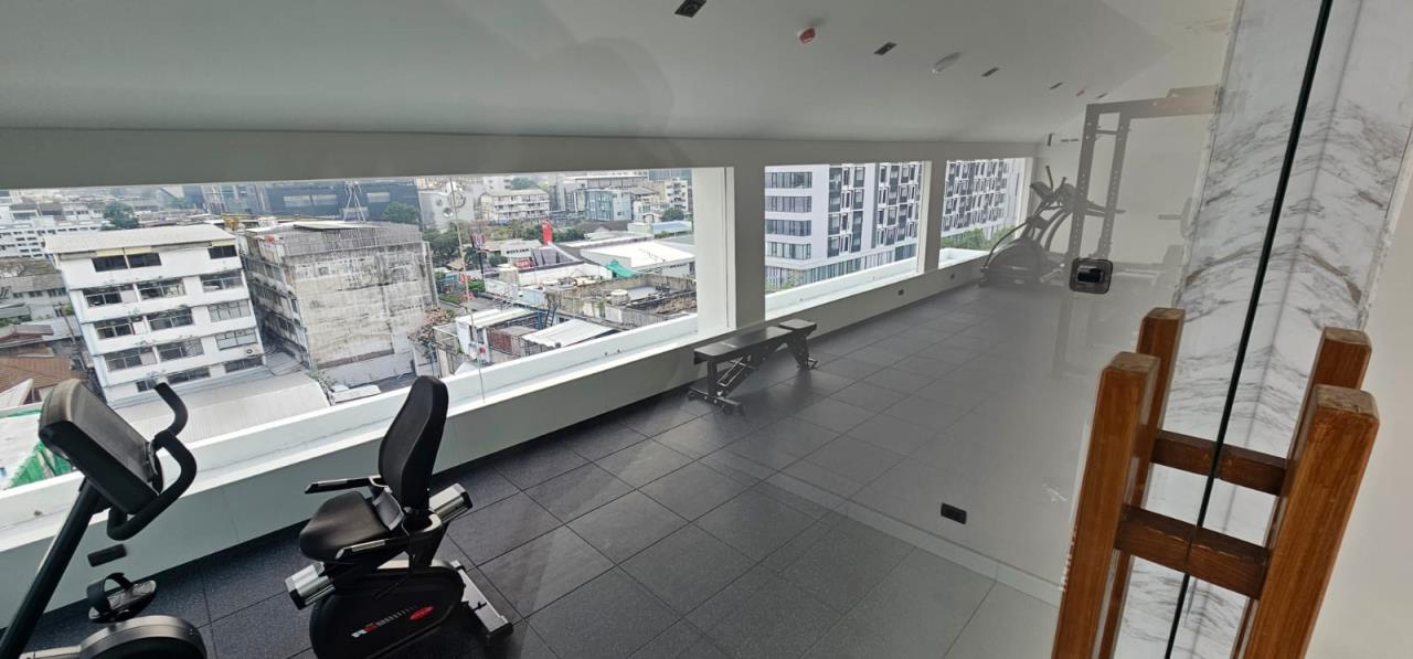 3 Bedrooms 3 Bathrooms Size 220sqm.GM Residence for Rent