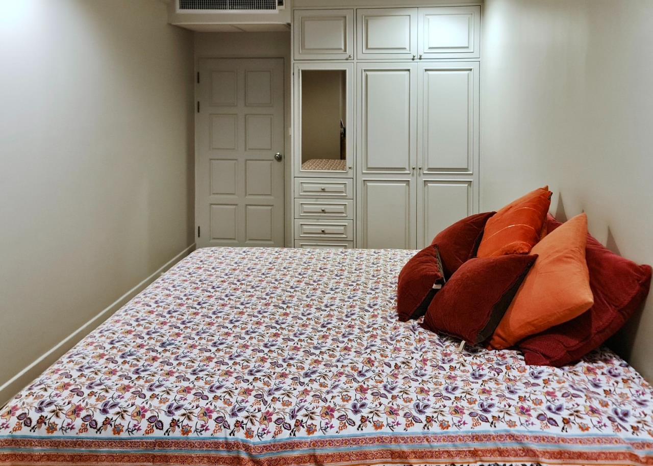 2 Bedrooms 2 Bathrooms Size 135sqm. Lake Green for Rent 60,000 THB
