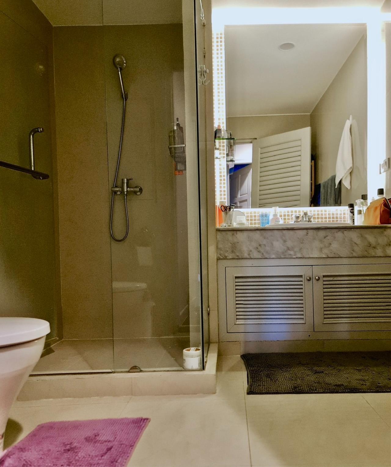 2 Bedrooms 2 Bathrooms Size 135sqm. Lake Green for Rent 60,000 THB
