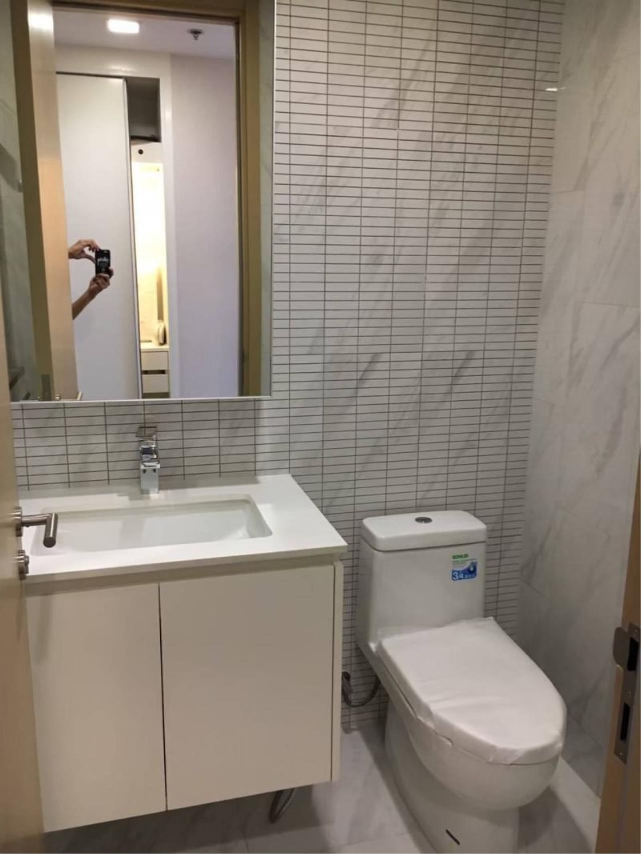 2 bedrooms 2 bathrooms size 59 sqm. Hyde 11 for Rent 50,000THB