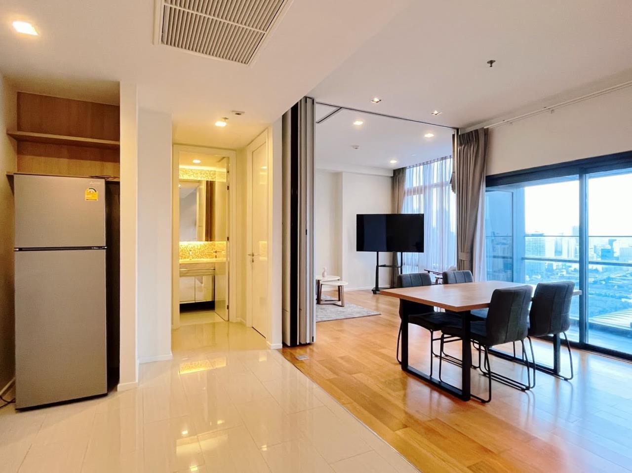 2 bedrooms 2 bathrooms circle living prototype for rent