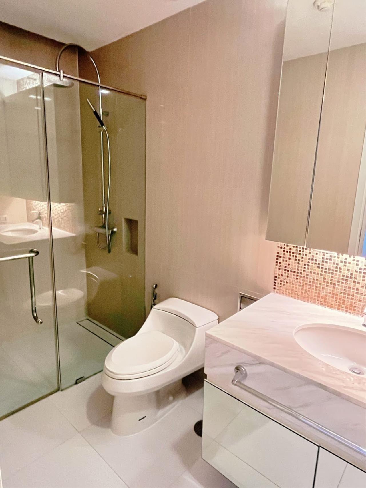 2 Bedrooms 2 Bathrooms Size 80sqm. Circle Living Prototype for Rent 50,000 THB
