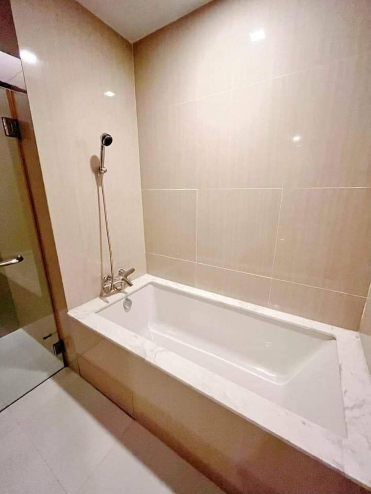 2 Bedrooms 2 Bathrooms Size 79 sqm. Circle Living Prototype for Rent 48,000 THB