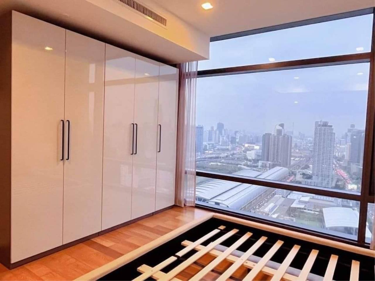 2 bedrooms 2 bathrooms circle living prototype for rent