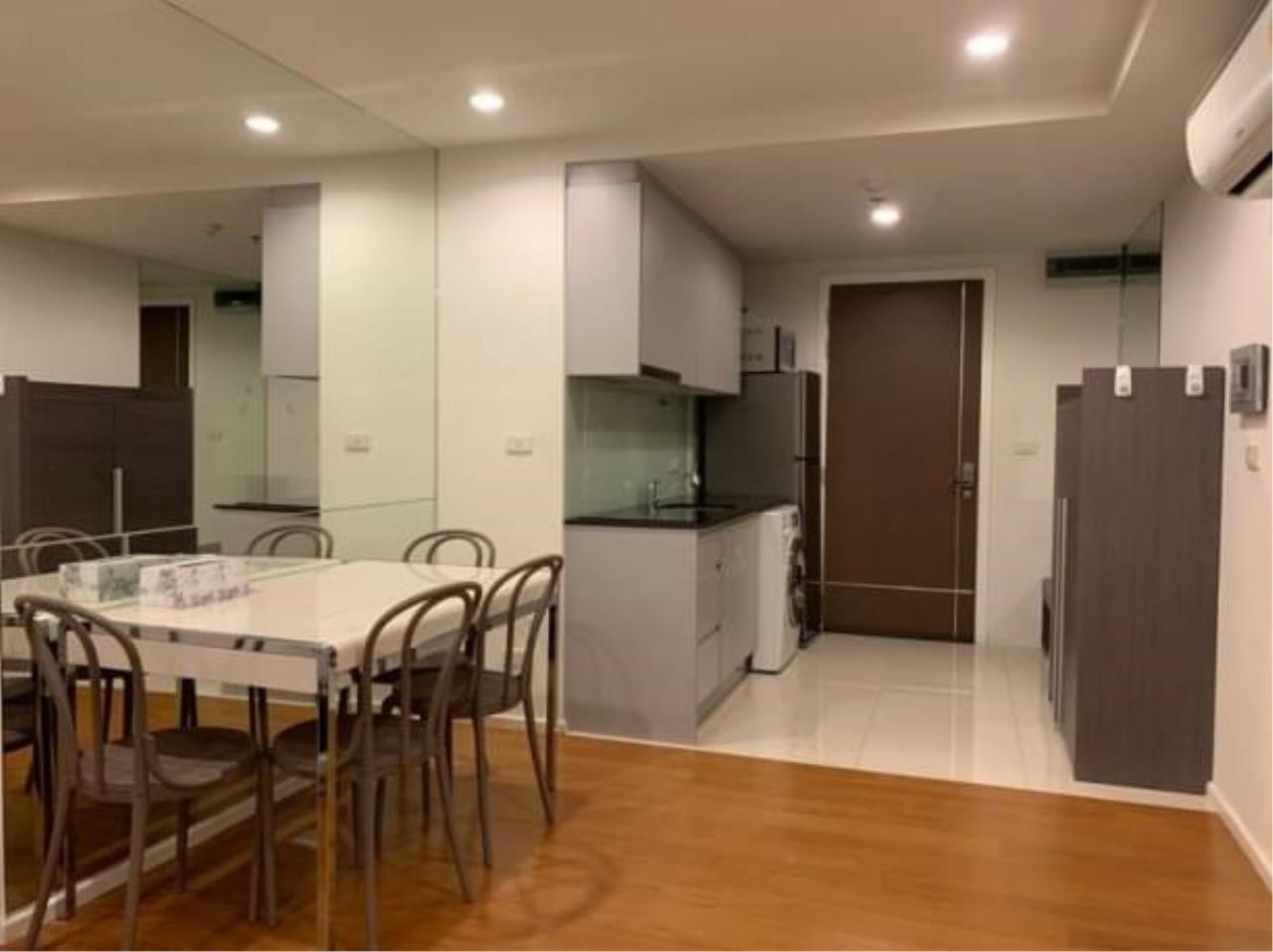 1 bedroom 1 bathroom 15 sukhumvit residence for rent for sale