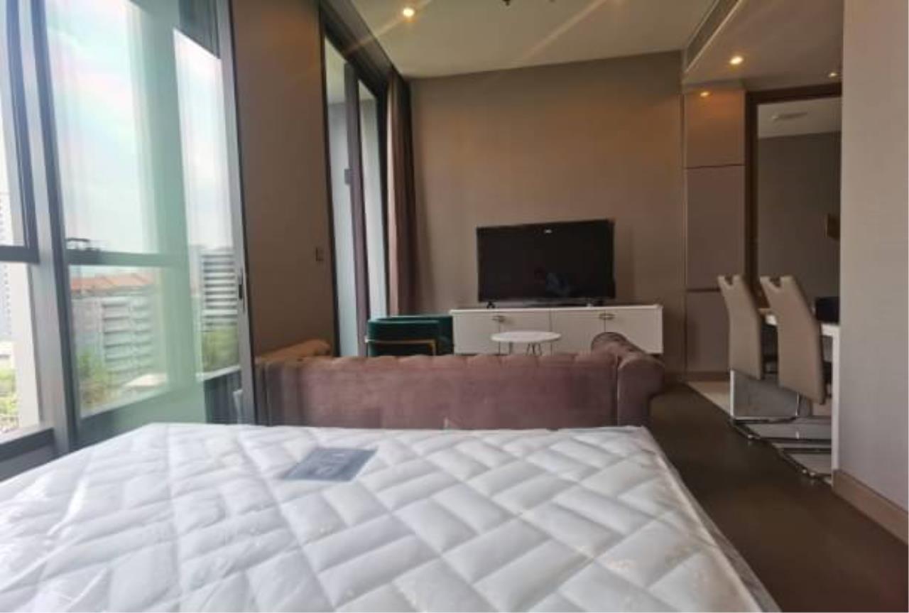 1 bedroom 1 bathroom the esse at singha complex for rent